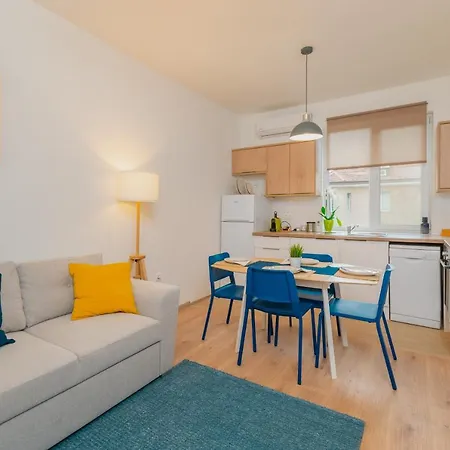Bright Urban Retreat - 1 Bd By Flat Mаnager Apartment *